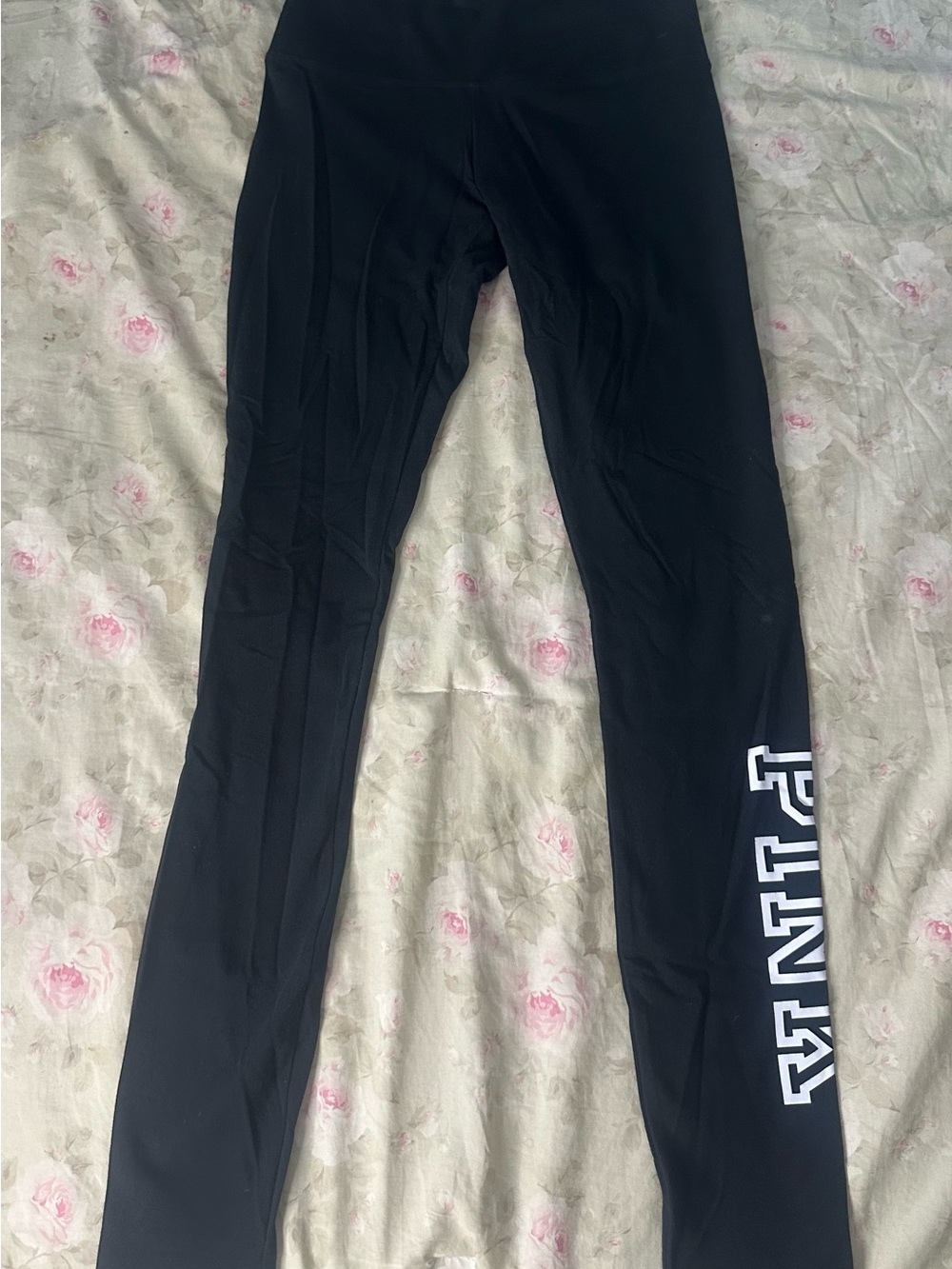 Victoria’s Secret PINK black leggings with white PINK logo XS NWOT